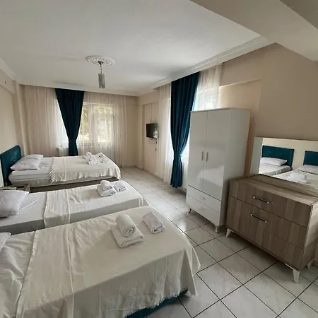 Hotel Dramali And Restaurant 2*