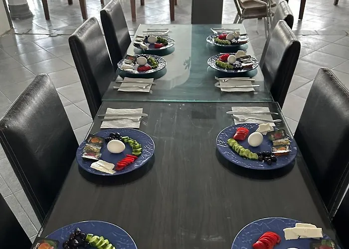 Dramali And Restaurant 2*