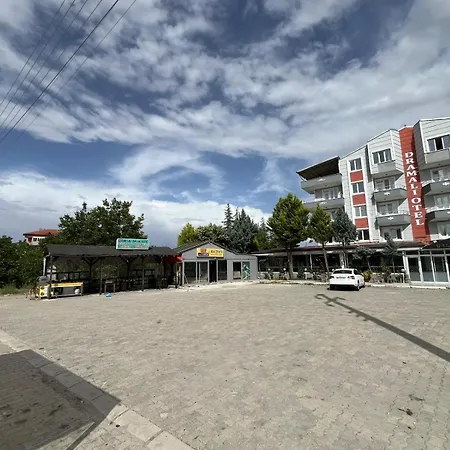 酒店 Dramali And Restaurant Tazkırı