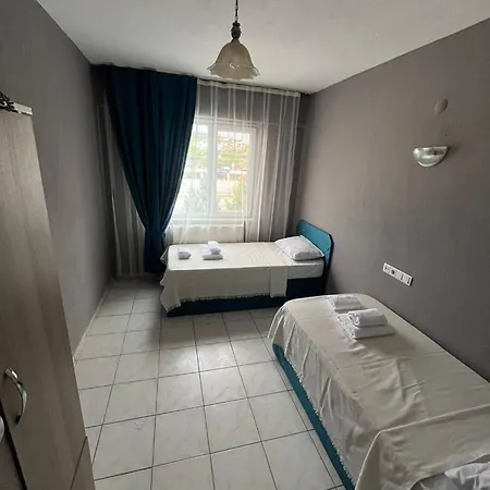 Dramali And Restaurant 2*