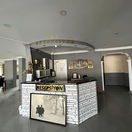 Dramali And Restaurant 2*