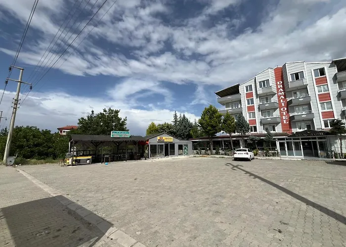 Hotel Dramali And Restaurant Tazkırı